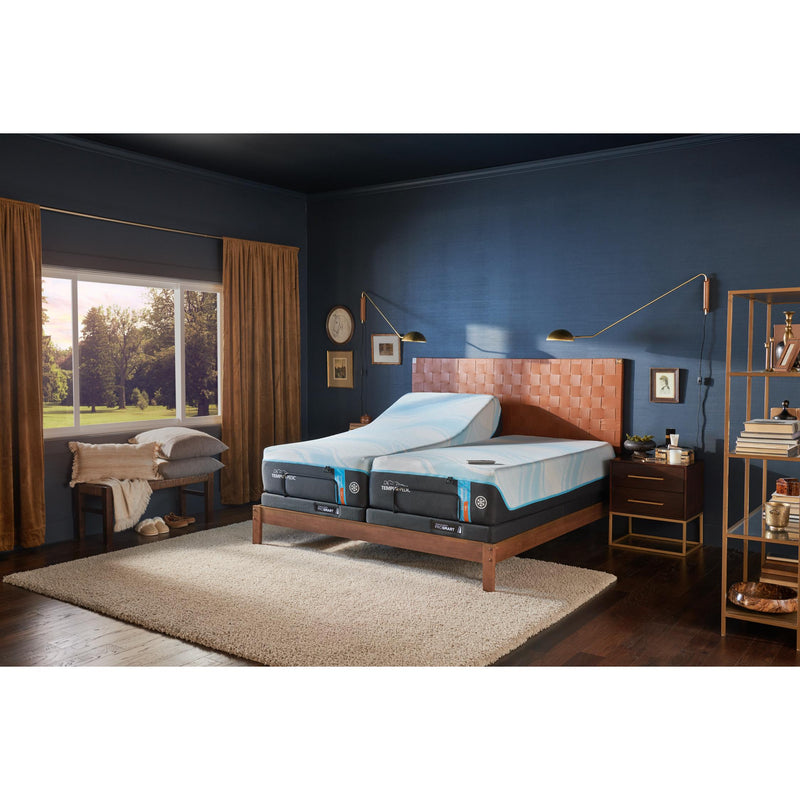 Tempur-Pedic Tempur-LuxeBreeze® Firm Mattress (Split California King) IMAGE 5